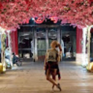 Meet your Posher, Julie